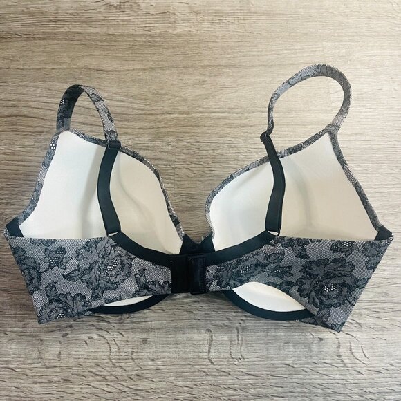 Victorias Secret Lined Perfect Coverage Black Lace Rhinestone Underwire Bra 34DD - Picture 4 of 6